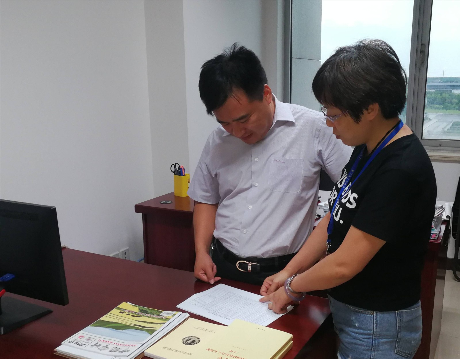 海门市审计局指导被审计单位规范车辆管理.jpg